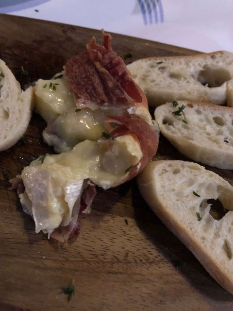 L'Isle De France Sur Mer French Restaurant - Tourism Gold Coast 0