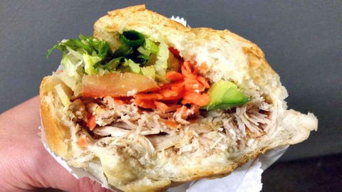 Thanh Hao Hot Bread - Tourism Gold Coast 0