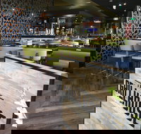 The Racehorse Hotel - Tourism Gold Coast