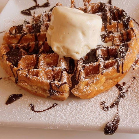Eye Scream Cafe - Tourism Gold Coast 0