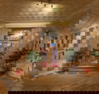 Miles Windsor Hotel - Tourism Gold Coast