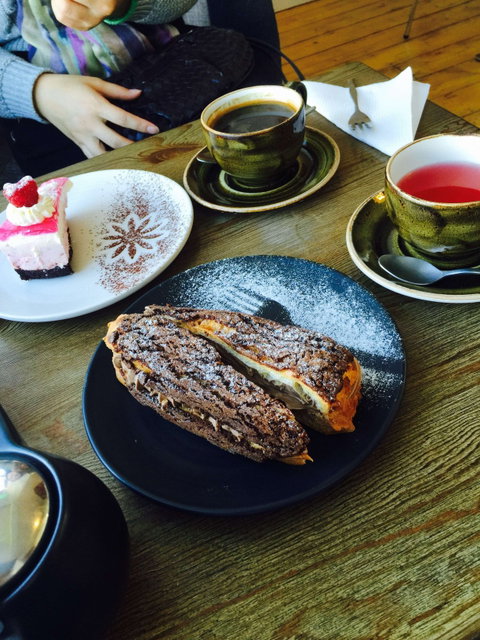 JM Cake - Tourism Gold Coast 0