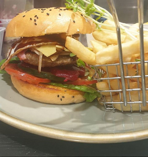 Manning River Hotel - Tourism Gold Coast 1