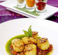Aki's - Tourism Gold Coast