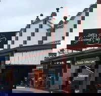 J and B's Gourmet Caf - Tourism Gold Coast