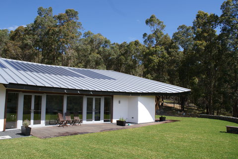 Barton Jones Wines - Tourism Gold Coast 2