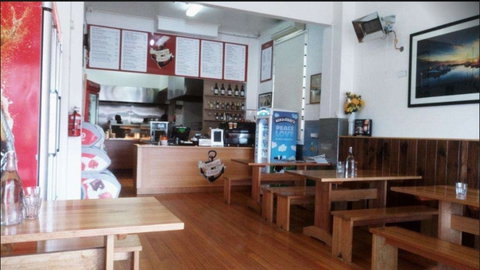 Cliffe's Cafe & Pizza - Tourism Gold Coast 0
