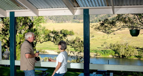 Bellbrook Hotel - Tourism Gold Coast 0