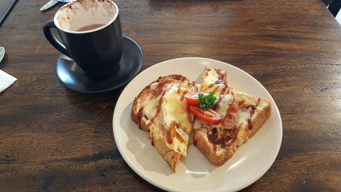 Grindstone Coffee House - Tourism Gold Coast 0