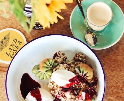 Land & Sea Brewery - Tourism Gold Coast 0
