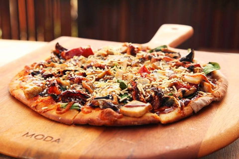 Parkwood International Bar And Bistro - Tourism Gold Coast 0