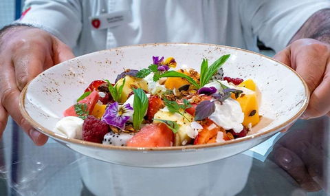 Tasting Deck - Tourism Gold Coast 0