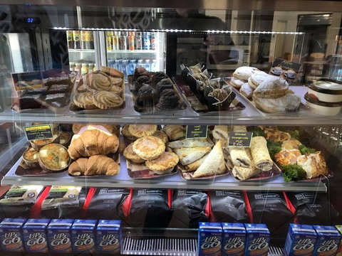 Emilio's Cafe - Tourism Gold Coast 0