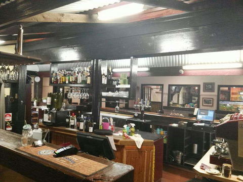 Kinglake Pub - Tourism Gold Coast 0