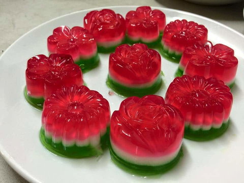 Sawaddee Krub - Tourism Gold Coast 0