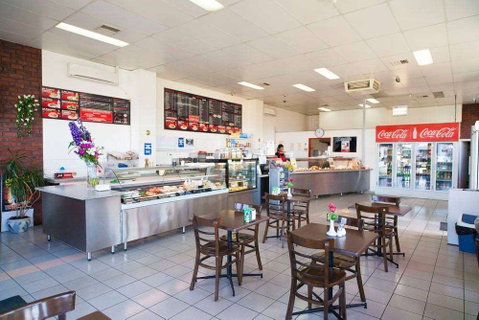 A&J's Cafe - Tourism Gold Coast 0