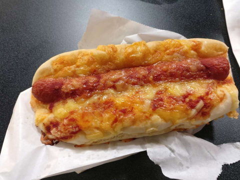 Caulfield Plaza Bakery - Tourism Gold Coast 0