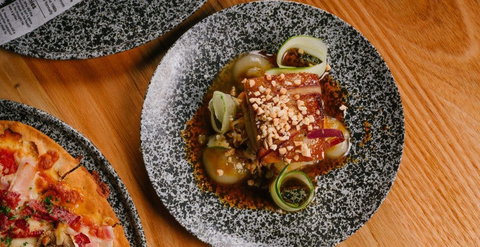 Inkerman Hotel - Tourism Gold Coast 0