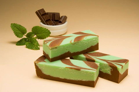 Mogo Fudge And Ice Cream /  Courtyard Cafe / Lots Of Lollies Mogo - Tourism Gold Coast 1