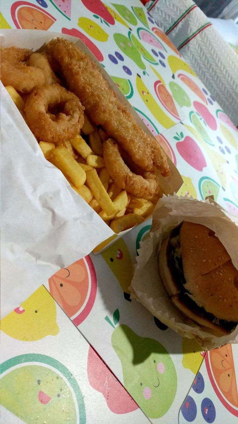 Point Hook Fish'n'Chips - Tourism Gold Coast 0