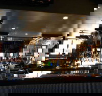 The Alpine Hotel - Tourism Gold Coast