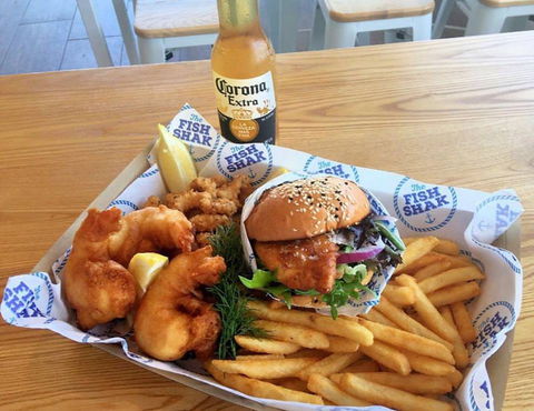 The Fish Shak - Tourism Gold Coast 0