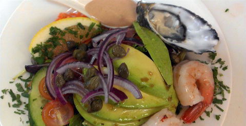 Georgio's Seafood & Steak House - Tourism Gold Coast 8