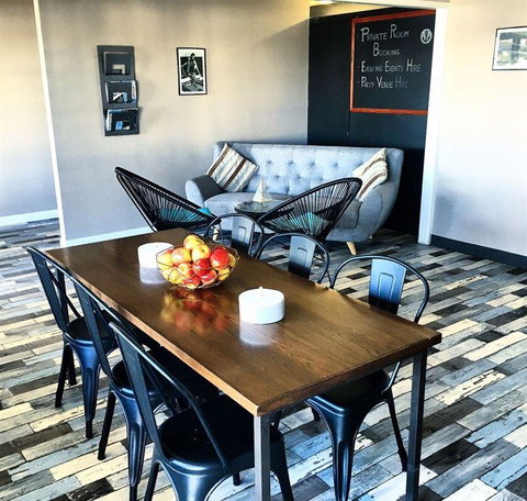 The Anchorage Cafe - Tourism Gold Coast 16
