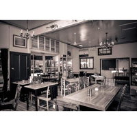 Sarah's Unplugged - Tourism Gold Coast