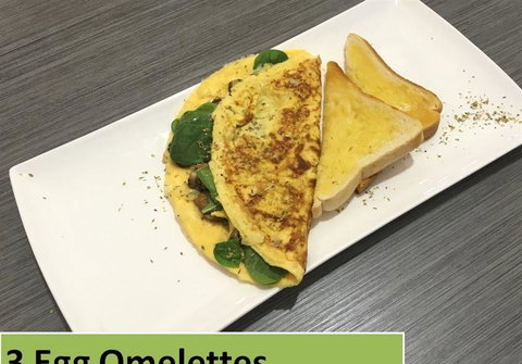 Daily Bean Cafe - Tourism Gold Coast 5