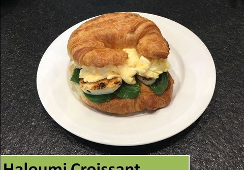 Daily Bean Cafe - Tourism Gold Coast 7