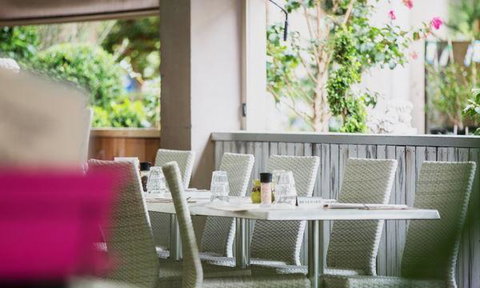 Poppy's Verandah Cafe - Tourism Gold Coast 4