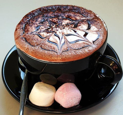 Poppy's Verandah Cafe - Tourism Gold Coast 7