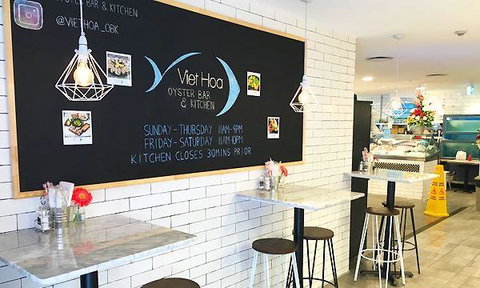 Viet Hoa Oyster Bar & Kitchen - Tourism Gold Coast 1
