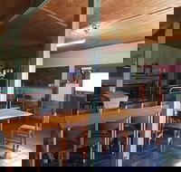 Yolla Tavern - Tourism Gold Coast