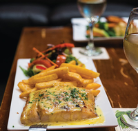 Dollys Bar  The Hibiscus Tavern - Tourism Gold Coast