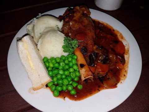 The Hideaway Station Hotel - Tourism Gold Coast 0