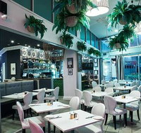 The Lazy Lobster - Tourism Gold Coast
