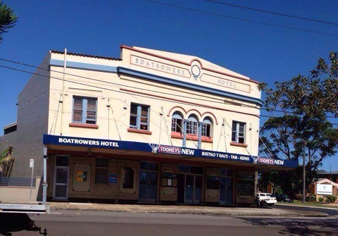 Boatrowers Hotel - Tourism Gold Coast 0
