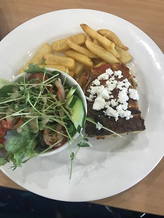 Cherry’s Restaurant - Tourism Gold Coast 0