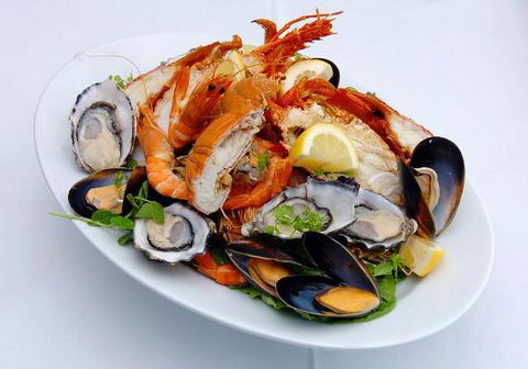 Terrace Bar & Grill - Tourism Gold Coast 0