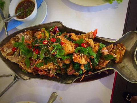 Thai Tong Restaurant - Tourism Gold Coast 0