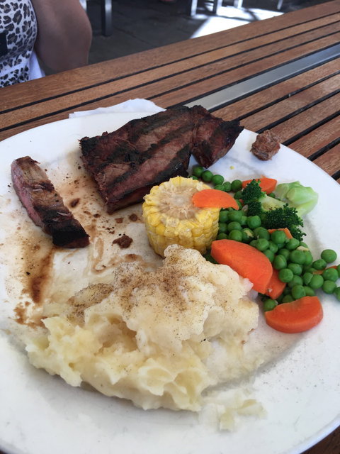 Beaches Bar & Grill - Tourism Gold Coast 1