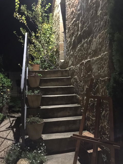 Red Feather Inn - Tourism Gold Coast 1