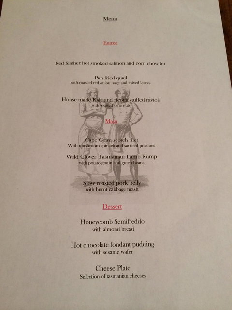 Red Feather Inn - Tourism Gold Coast 2