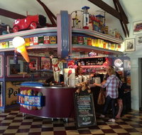 Cruzin' in the 50's Diner - Tourism Gold Coast