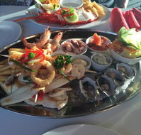 Julie  Patrick's Cafe - Tourism Gold Coast