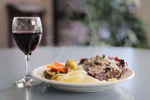 St. Helens R.S.L. Ex-Servicemen's & Citizens Club - Tourism Gold Coast 0