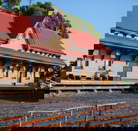 Tracks on Point - Tourism Gold Coast