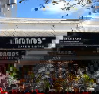 Momos cafe and bistro - Tourism Gold Coast